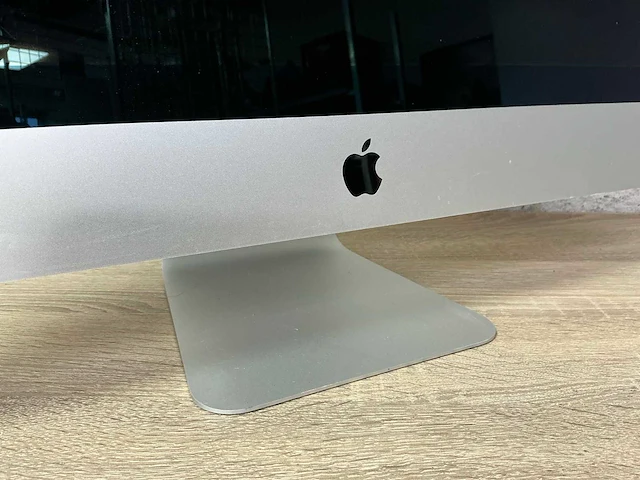 Apple imac17,1 (27 inch) desktop - afbeelding 2 van  4
