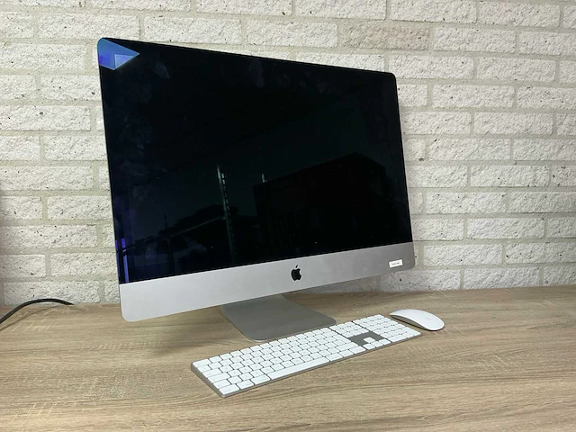 Apple inc. - imac20,2 - desktop - afbeelding 1 van  4