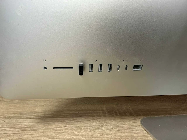 Apple inc. - imac20,2 - desktop - afbeelding 4 van  4