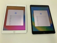 Apple ipad 10.2" 8th gen (2020) space grey a2270 128gb wi-fi (x2) - afbeelding 1 van  2