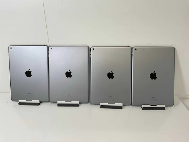 Apple ipad 2017 9.7” - wifi - 32 gb - space gray (4x) - afbeelding 7 van  10