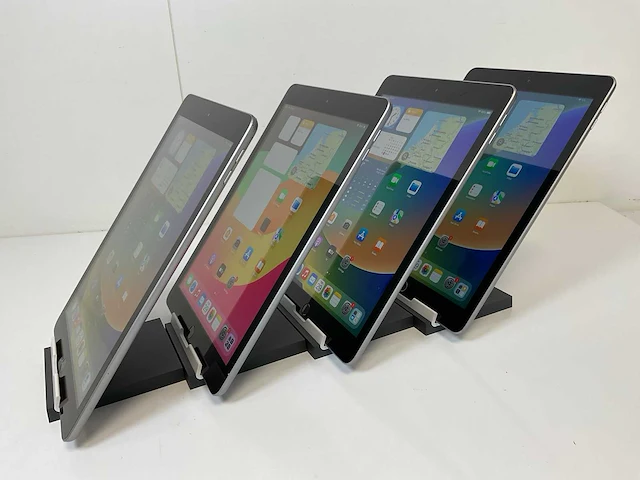 Apple ipad 2017 9.7” - wifi -128 gb - space gray (4x) - afbeelding 6 van  10