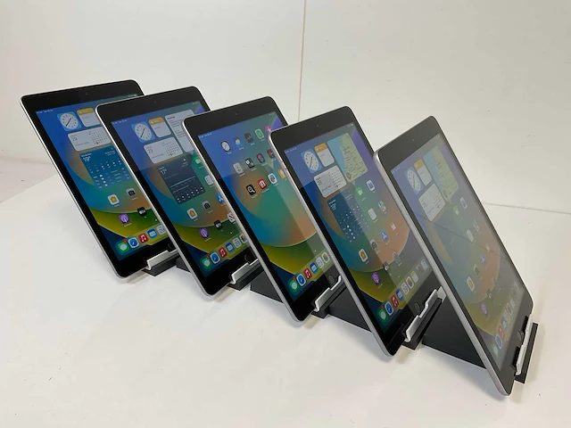 Apple ipad 2017 9.7” - wifi -128 gb - space gray (5x) - afbeelding 5 van  10