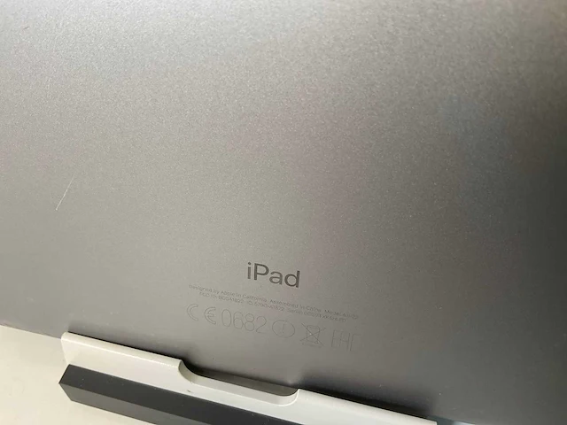 Apple ipad 2017 9.7” - wifi -128 gb - space gray (5x) - afbeelding 11 van  11