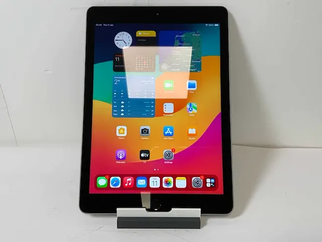 Apple ipad 2018 - wi-fi - 32 gb - space gray - afbeelding 4 van  4