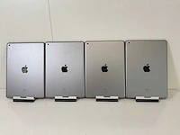 Apple ipad 2018 9.7” - wifi - 32 gb - space gray (4x) - afbeelding 7 van  10