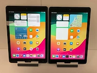 Apple ipad 2018 9.7” - wifi -128 gb - space gray (2x) - afbeelding 1 van  9