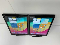 Apple ipad 2018 9.7” - wifi -128 gb - space gray (2x) - afbeelding 1 van  7