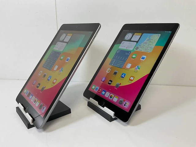 Apple ipad 2018 9.7” - wifi -128 gb - space gray (2x) - afbeelding 4 van  7