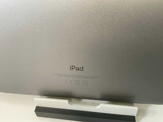 Apple ipad 2018 9.7” - wifi -128 gb - space gray (4x) - afbeelding 8 van  10
