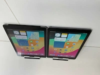 Apple ipad 2018 9.7” - wifi + cellular - 32 gb - space gray (2x) - afbeelding 2 van  8