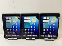 Apple ipad 2019 10.2” - wifi - 32 gb - space gray (3x) - afbeelding 1 van  9