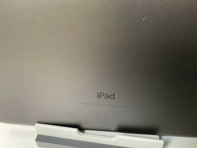 Apple ipad 2019 10.2” - wifi - 32 gb - space gray (3x) - afbeelding 9 van  9