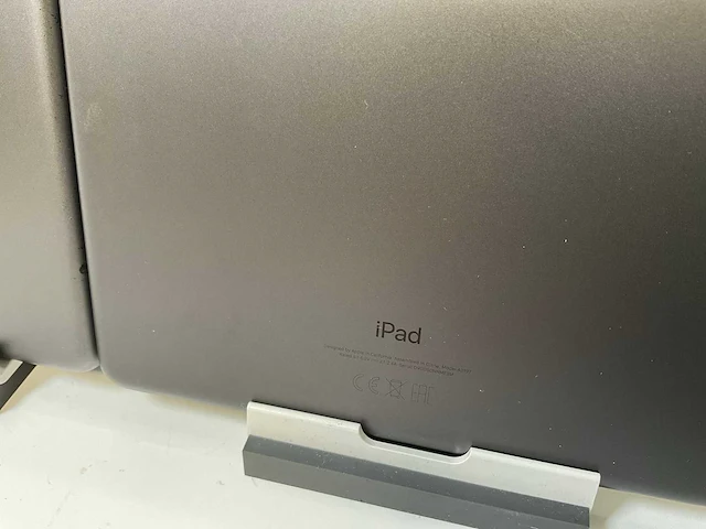 Apple ipad 2019 10.2” - wifi - 32 gb - space gray (3x) - afbeelding 7 van  9