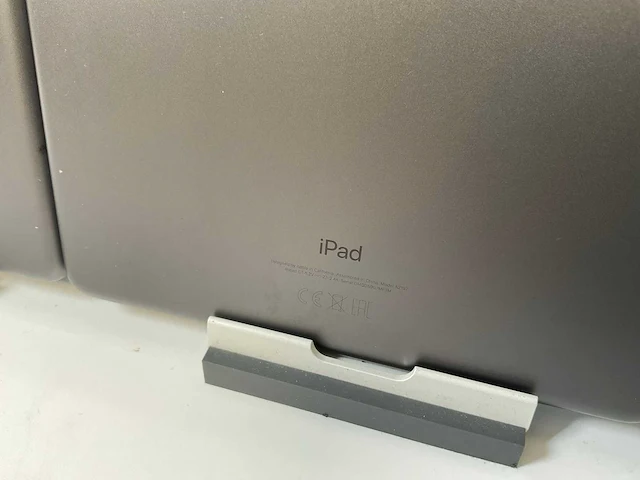 Apple ipad 2019 10.2” - wifi - 32 gb - space gray (3x) - afbeelding 8 van  9