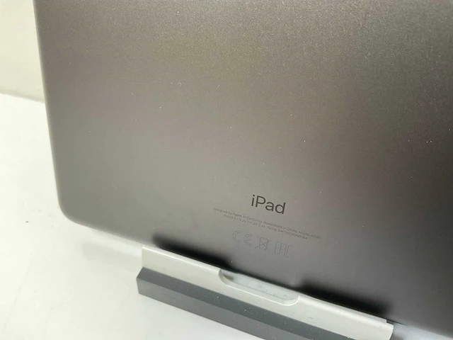 Apple ipad 2019 10.2” - wifi - 32 gb - space gray (3x) - afbeelding 9 van  9