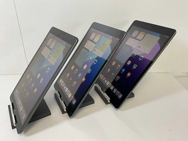 Apple ipad 2019 10.2” - wifi - 32 gb - space gray (3x) - afbeelding 4 van  9