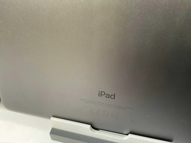 Apple ipad 2019 10.2” - wifi - 32 gb - space gray (3x) - afbeelding 8 van  9