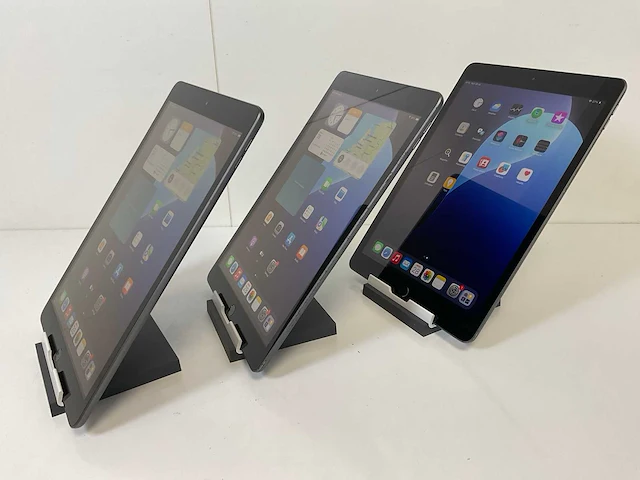 Apple ipad 2019 10.2” - wifi - 32 gb - space gray (3x) - afbeelding 4 van  9