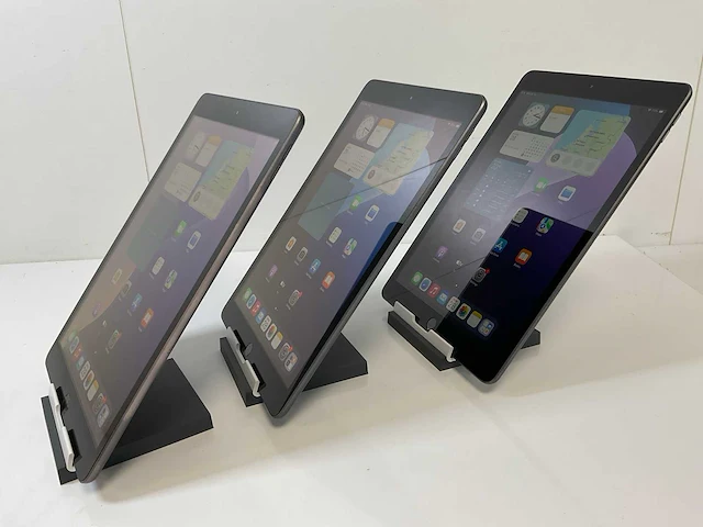 Apple ipad 2019 10.2” - wifi - 32 gb - space gray (3x) - afbeelding 4 van  9