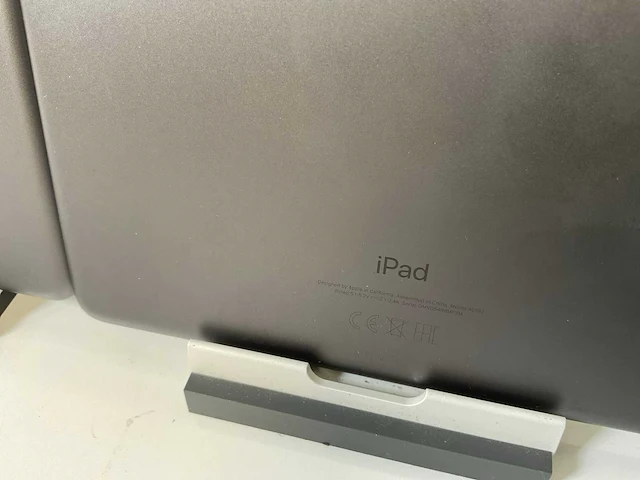 Apple ipad 2019 10.2” - wifi - 32 gb - space gray (3x) - afbeelding 7 van  9