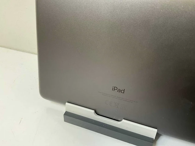 Apple ipad 2019 10.2” - wifi - 32 gb - space gray (3x) - afbeelding 9 van  9