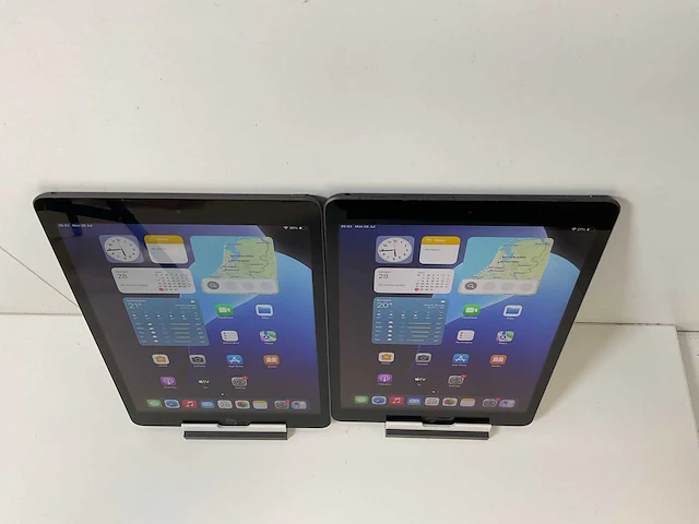 Apple ipad 2019 10.2” - wifi - 32 gb / 128 gb - space gray (2x) - afbeelding 2 van  8