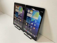 Apple ipad 2020 10.2” - wifi - 32 gb - space gray (2x) - afbeelding 3 van  8