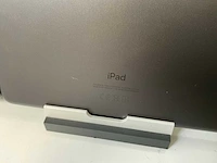 Apple ipad 2020 10.2” - wifi - 32 gb - space gray (2x) - afbeelding 7 van  8
