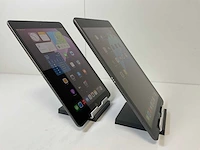 Apple ipad 2020 10.2” - wifi - 32 gb - space gray (2x) - afbeelding 4 van  8