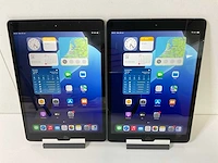 Apple ipad 2020 10.2” - wifi - 32 gb - space gray (2x) - afbeelding 1 van  8