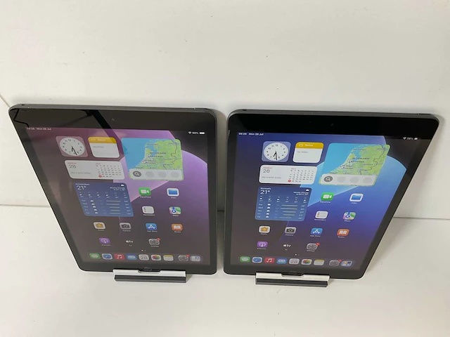 Apple ipad 2020 10.2” - wifi - 32 gb - space gray (2x) - afbeelding 2 van  8