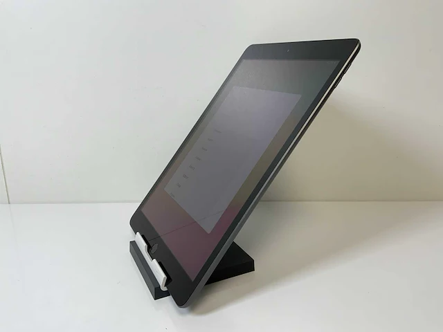 Apple ipad (2020) 10.2” - wifi -32 gb - space gray - afbeelding 3 van  5