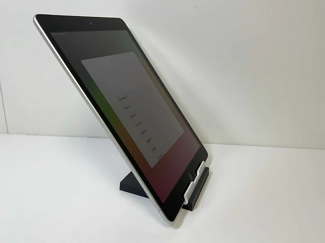 Apple ipad (2021) 10,2" - wi-fi & mobiel - 64 gb - zilver - afbeelding 2 van  5