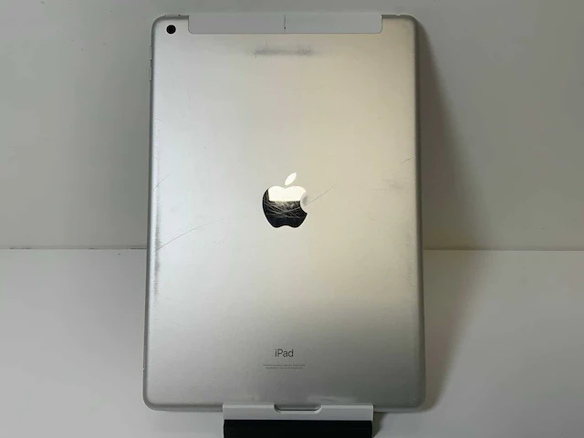 Apple ipad (2021) 10,2" - wi-fi & mobiel - 64 gb - zilver - afbeelding 4 van  5