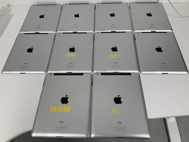 Apple ipad (3rd generation) (wi-fi + cellular) fmi (10x) - afbeelding 3 van  3