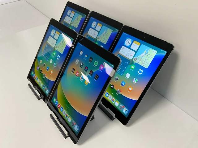 Apple ipad 5th gen - wifi & cellullar - 128 gb - space gray (5x) - afbeelding 6 van  12