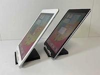 Apple ipad 6th gen - wifi - 32 gb - space gray / silver (2x) - afbeelding 5 van  8