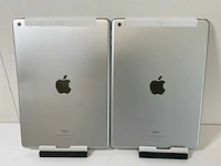 Apple ipad 6th gen - wifi + cellular - 128 gb - silver (2x) - afbeelding 6 van  9