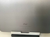Apple ipad 6th gen (2018) 9.7”, - wi-fi - 32 gb - space gray (3x) - afbeelding 8 van  9