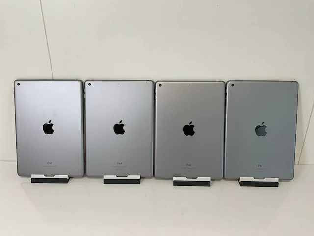 Apple ipad 6th gen (2018) 9.7”, - wi-fi - 32 gb - space gray (4x) - afbeelding 7 van  10