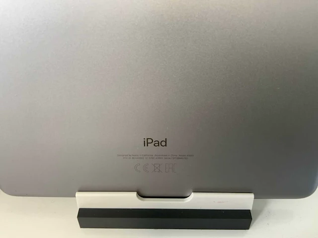 Apple ipad 6th gen (2018) 9.7”, - wi-fi - 32 gb - space gray (4x) - afbeelding 8 van  10