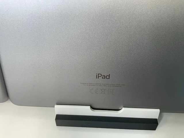 Apple ipad 6th gen (2018) 9.7”, - wi-fi - 32 gb - space gray (4x) - afbeelding 9 van  10