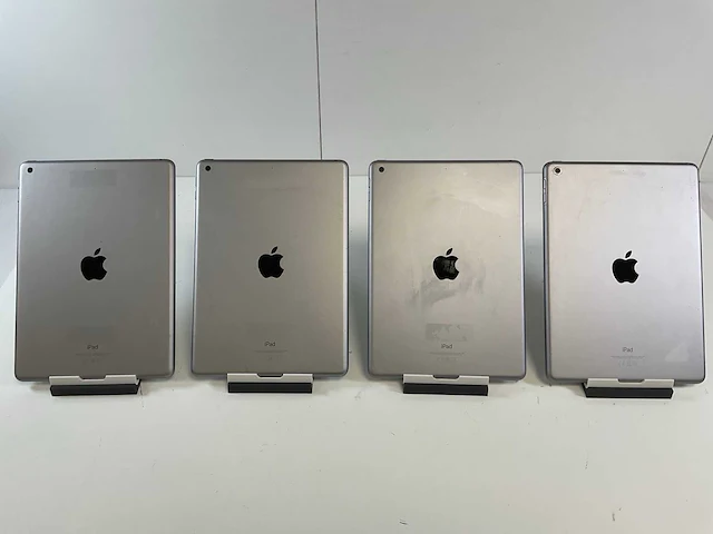 Apple ipad 6th gen 9.7”, wifi - 32 gb - space gray (4x) - afbeelding 5 van  9