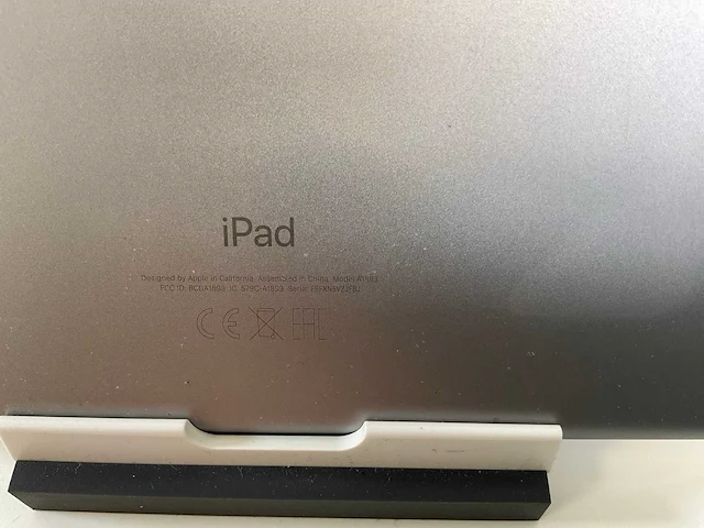 Apple ipad 6th gen 9.7”, wifi - 32 gb - space gray (4x) - afbeelding 9 van  9