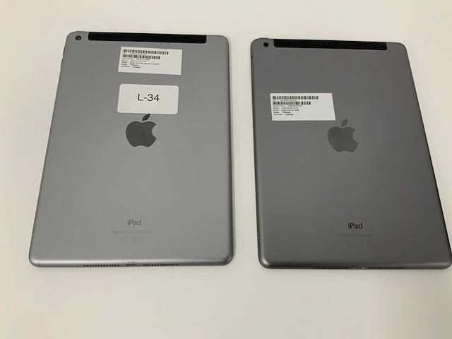 Apple ipad 6th gen wi-fi + cellular, 32gb, space gray (2x) - afbeelding 3 van  3