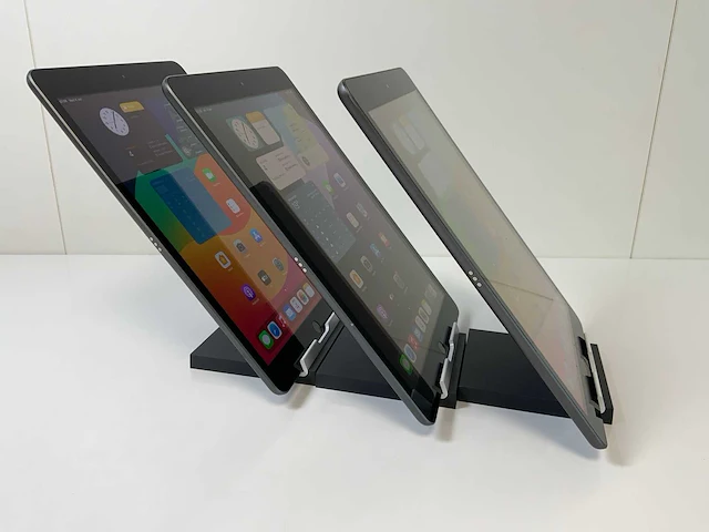 Apple ipad 7th gen - wi-fi - 32 gb - space gray (3x) - afbeelding 3 van  4