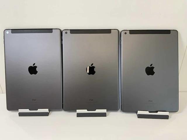 Apple ipad 7th gen - wi-fi & cellular - 32 gb - space gray (3x) - afbeelding 4 van  7