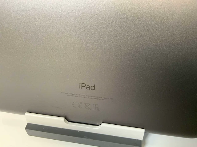Apple ipad 7th gen - wi-fi & cellular - 32 gb - space gray (3x) - afbeelding 5 van  7