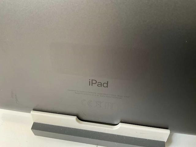 Apple ipad 7th gen - wif - 32 gb - space gray (2x) - afbeelding 8 van  8